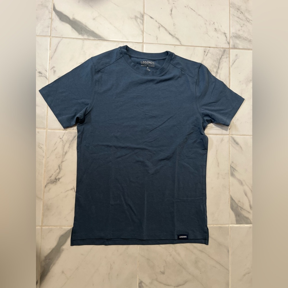 Legends navy blue short sleeve shirt #activewear